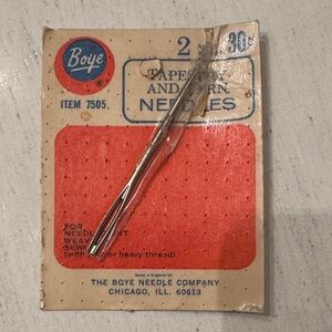 Vintage Boye Tapestry and Yarn Needles